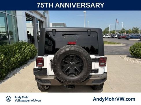 Used 2016 Jeep Wrangler Unlimited Sahara AWD/4WD image 7