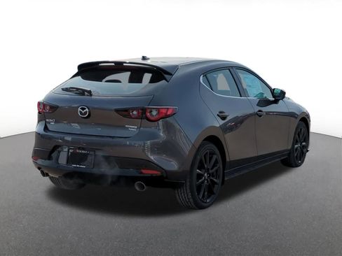 New 2026 MAZDA MAZDA3 Hatchback w/Premium Plus Pkg image 6