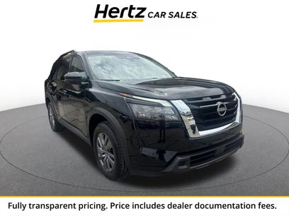 Used 2025 Nissan Pathfinder SV