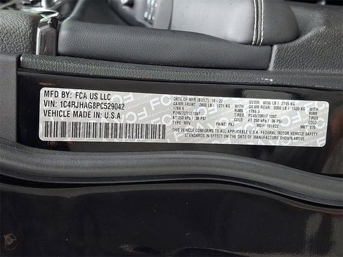 Used 2023 Jeep Grand Cherokee Laredo image 26