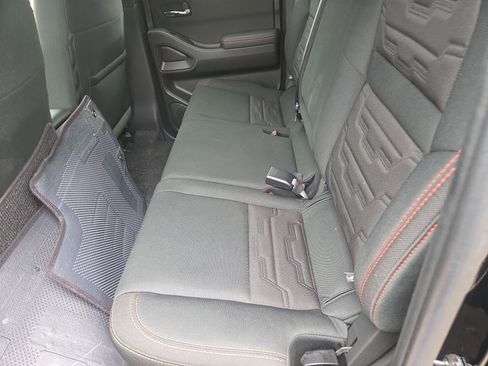 Used 2024 Nissan Frontier Pro-X w/ Pro Convenience Package image 12