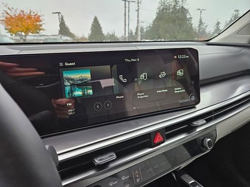 New 2026 Kia Sorento S w/ S Panoramic Sunroof Package image 11