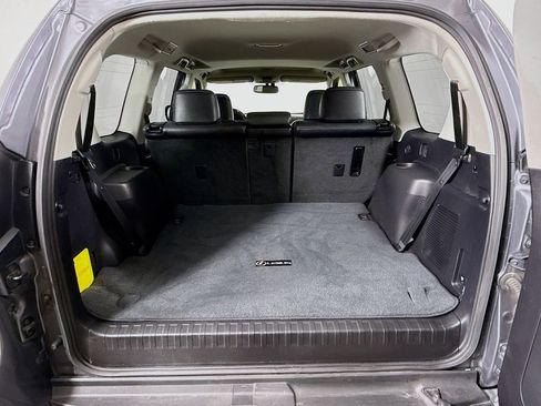 Used 2017 Lexus GX 460 Premium w/ Premium Package image 27