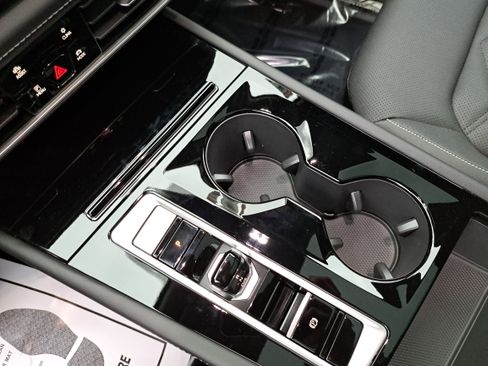 New 2026 Volkswagen Atlas SE image 26