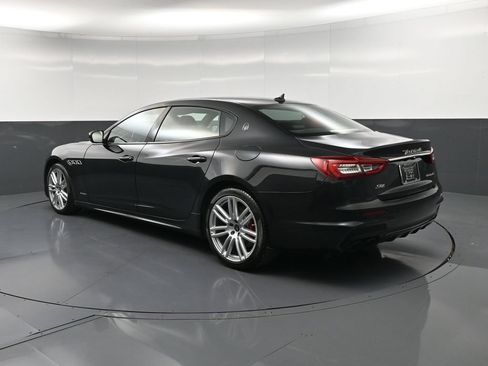 Used 2020 Maserati Quattroporte S GranSport Q4 AWD/4WD image 3