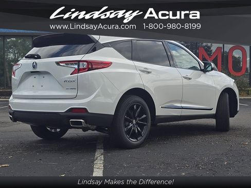 New 2025 Acura RDX image 4