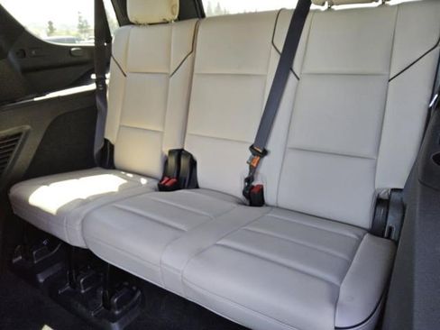 Used 2022 Cadillac Escalade Sport w/ Touring Package RWD image 3