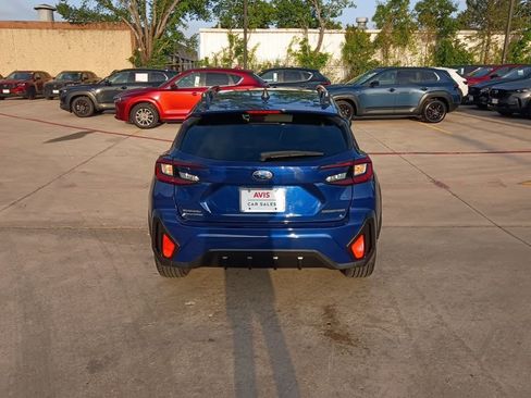 Used 2025 Subaru Crosstrek 2.0i Premium image 10