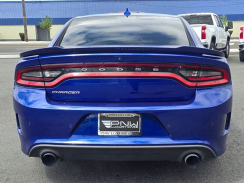 Used 2022 Dodge Charger GT RWD image 7