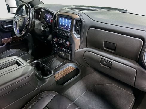 Used 2021 Chevrolet Silverado 2500 High Country image 31