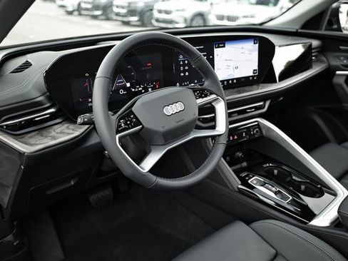 New 2025 Audi Q5 2.0T Premium Plus image 18