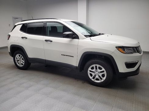 Used 2018 Jeep Compass Sport AWD/4WD image 11