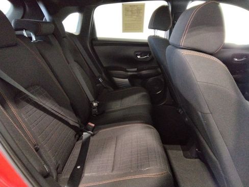Used 2025 Honda HR-V Sport image 33