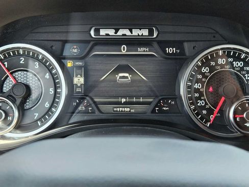 Used 2025 RAM 1500 Big Horn AWD/4WD image 31