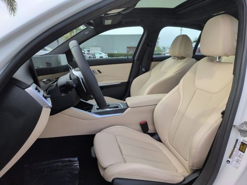 Used 2025 BMW 330i 330i w/ Convenience Package image 16