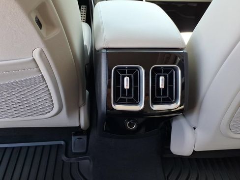 New 2026 Kia Sorento SX FWD image 10
