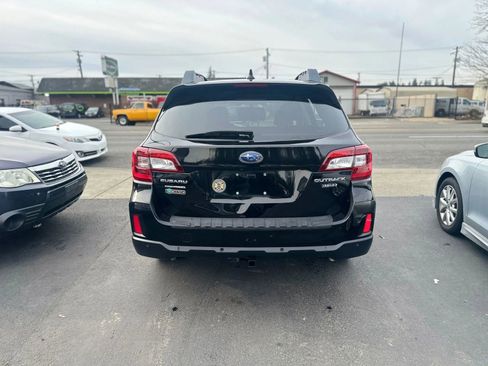 Used 2017 Subaru Outback 3.6R Limited image 5