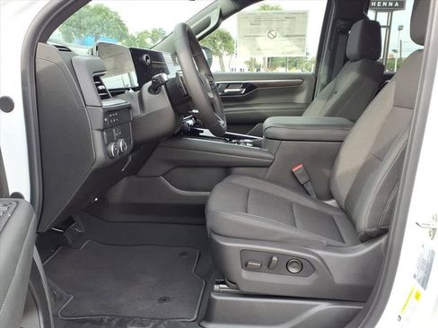 New 2026 Chevrolet Suburban LS RWD image 16