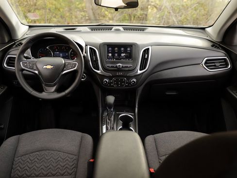 Used 2024 Chevrolet Equinox LT w/ LPO, Floor Liner Package image 18