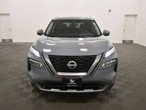 Used 2023 Nissan Rogue SL w/ SL Premium Package image 11