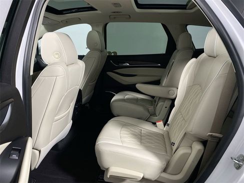 Used 2023 Buick Enclave Avenir w/ Avenir Technology Package image 23