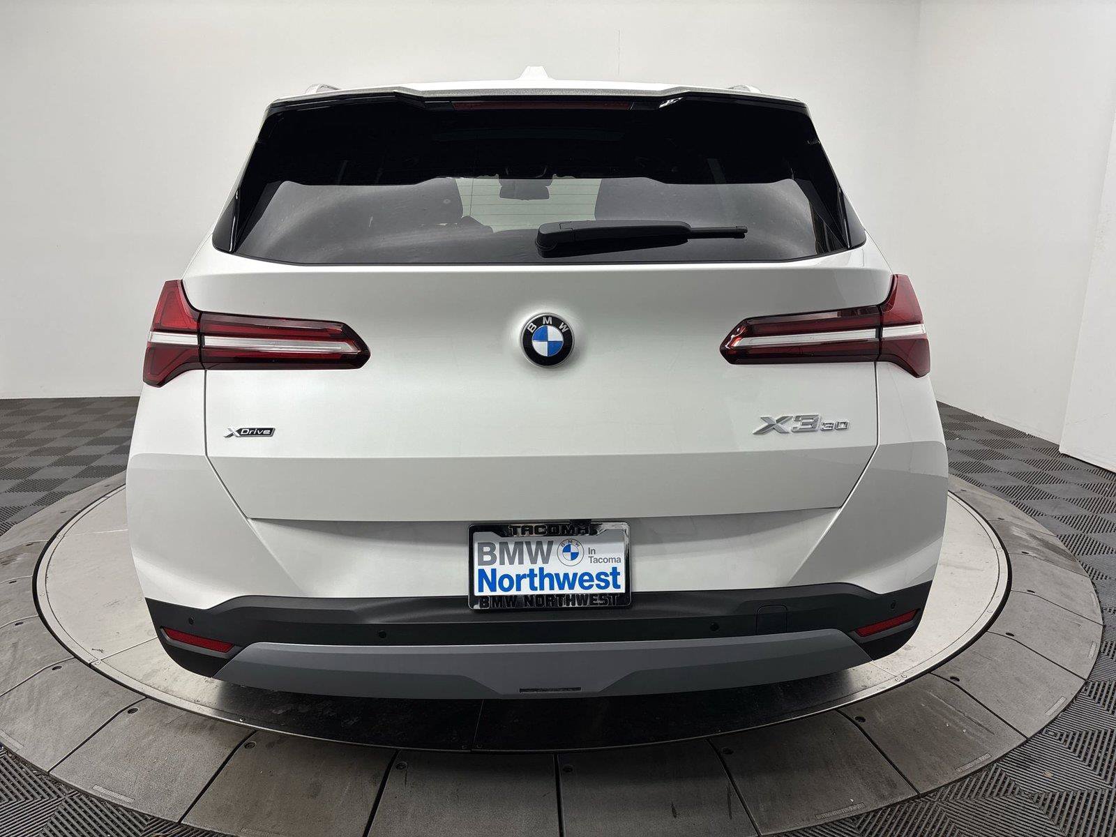 New 2026 BMW X3 xDrive30i w/ Premium Package AWD/4WD image 15