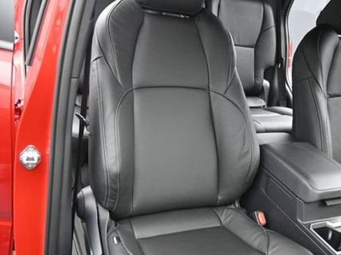 New 2026 Toyota 4Runner SR5 AWD/4WD image 14