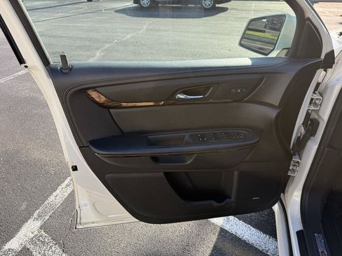 Used 2015 GMC Acadia Denali AWD/4WD image 8