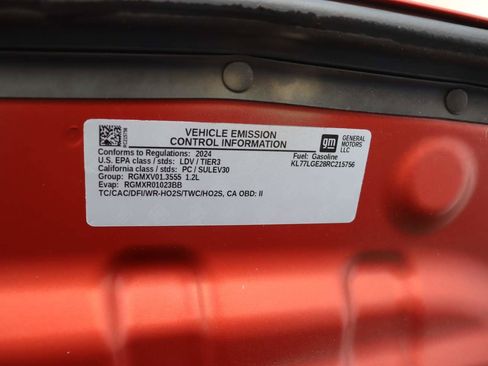 Used 2024 Chevrolet Trax RS w/ Driver Confidence Package FWD image 7