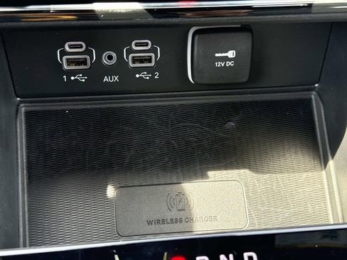 Used 2024 Jeep Grand Cherokee Altitude AWD/4WD image 20
