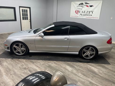 Used 2007 Mercedes-Benz CLK 63 AMG Cabriolet image 3