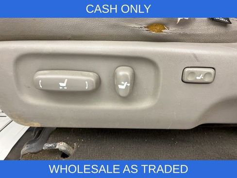 Used 2007 Toyota Sequoia SR5 image 25