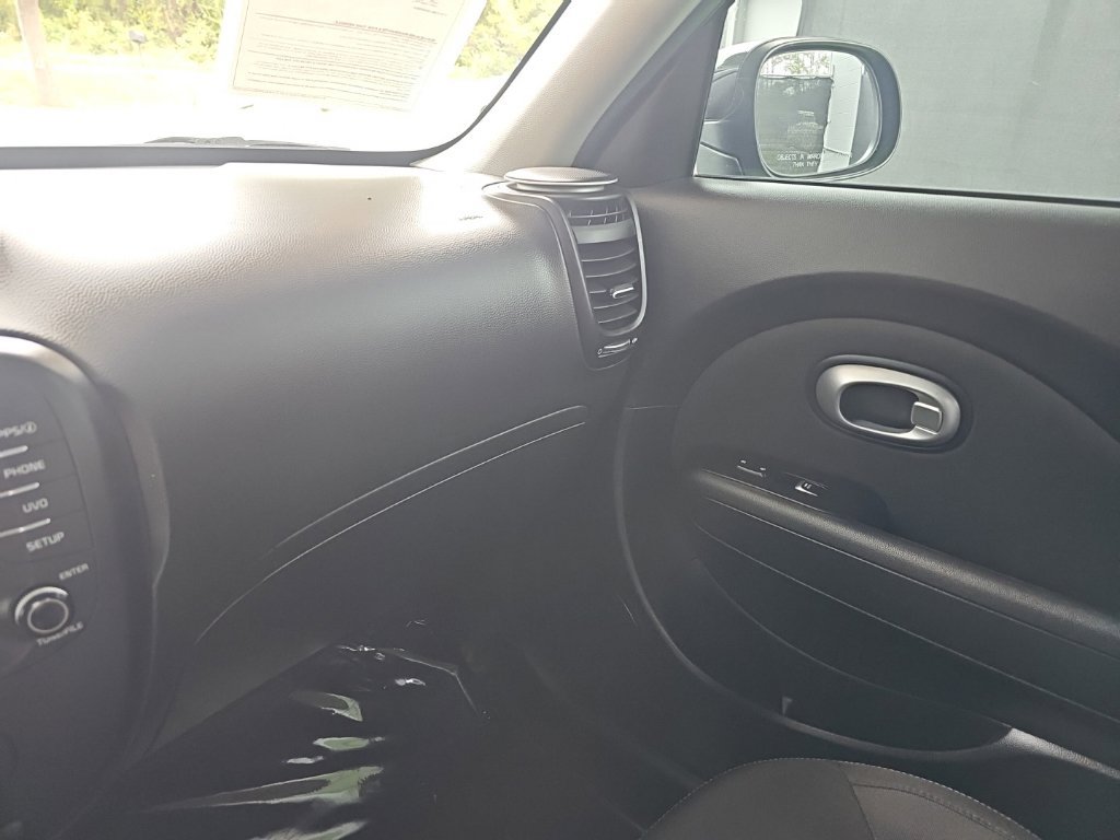 Used 2019 Kia Soul + FWD image 24