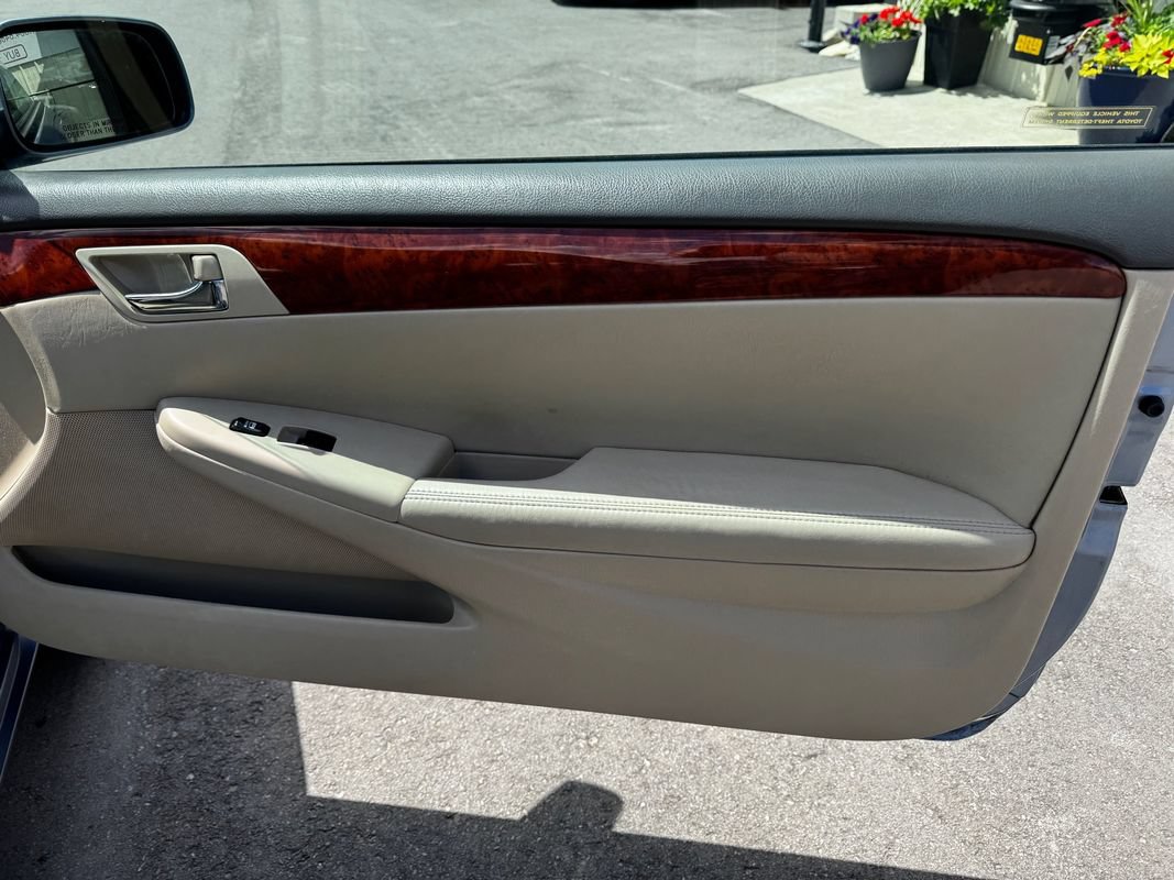 Used 2006 Toyota Solara SLE FWD image 26