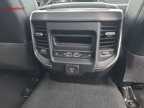 Used 2024 RAM 2500 Laramie w/ Sport Appearance Package AWD/4WD image 17