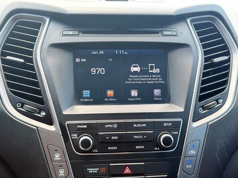 Used 2018 Hyundai Santa Fe Sport 2.0T FWD image 29