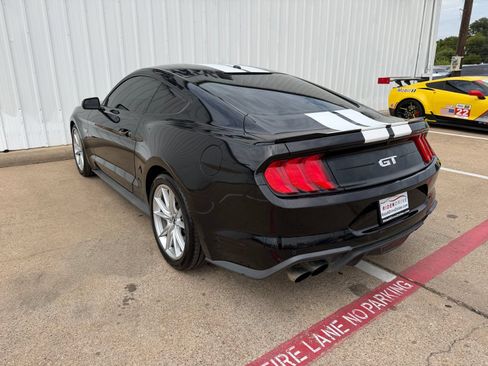 Used 2018 Ford Mustang GT Premium RWD image 4