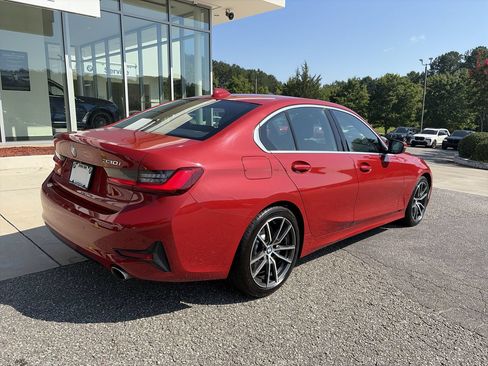 Used 2021 BMW 330i Sedan w/ Convenience Package RWD image 8