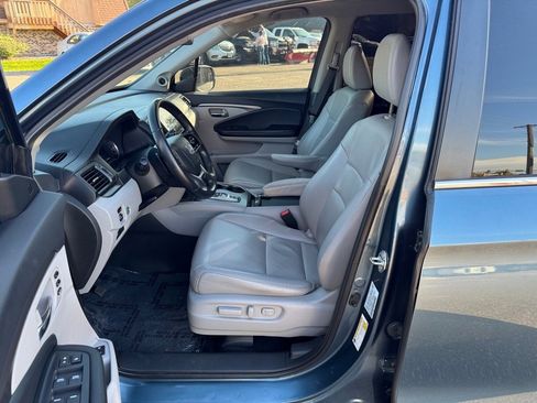 Used 2021 Honda Pilot Special Edition image 16