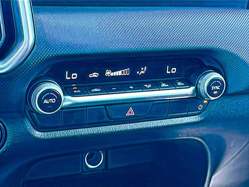 Used 2025 MAZDA CX-50 AWD 2.5 S w/ Select Package image 33