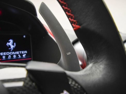 Used 2018 Ferrari 812 Superfast RWD image 46