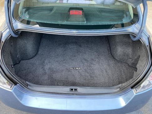Used 2010 Nissan Altima 2.5 S FWD image 10