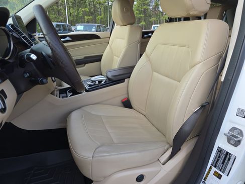 Used 2018 Mercedes-Benz GLE 350 4MATIC image 15