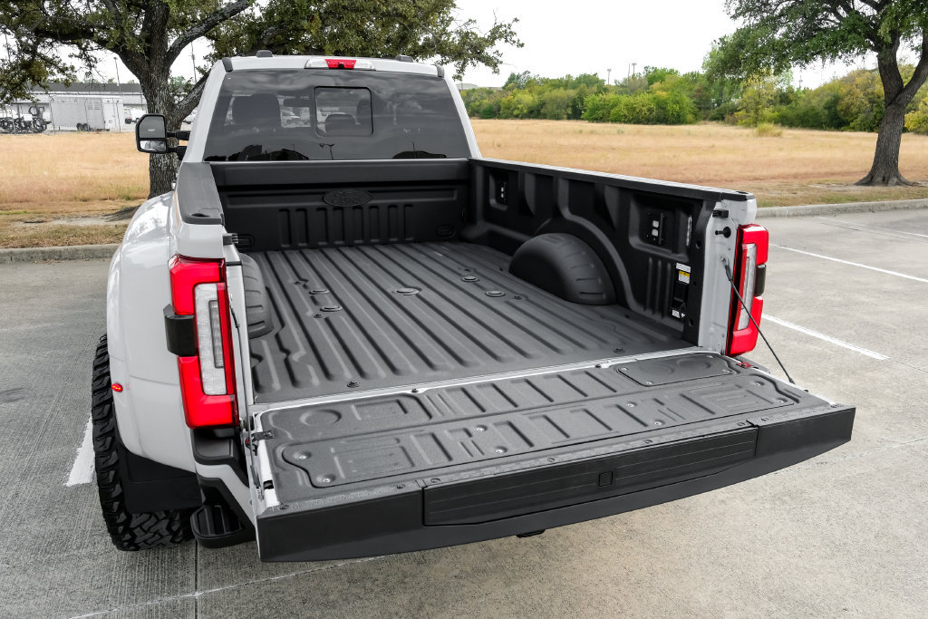Used 2026 Ford F450 Platinum w/ Platinum Plus Package AWD/4WD image 68
