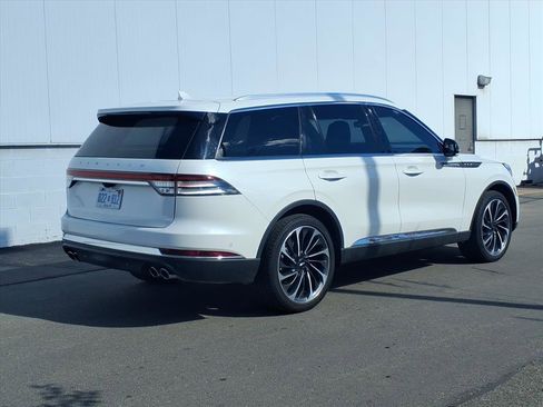 Used 2021 Lincoln Aviator Reserve w/ Equipment Group 201A image 6