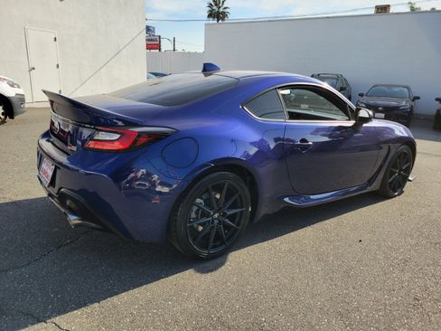 Certified 2022 Toyota GR86 Premium image 5