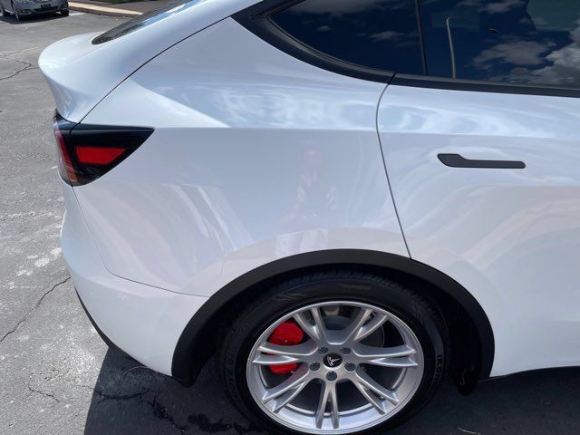 Used 2023 Tesla Model Y Long Range AWD/4WD image 29