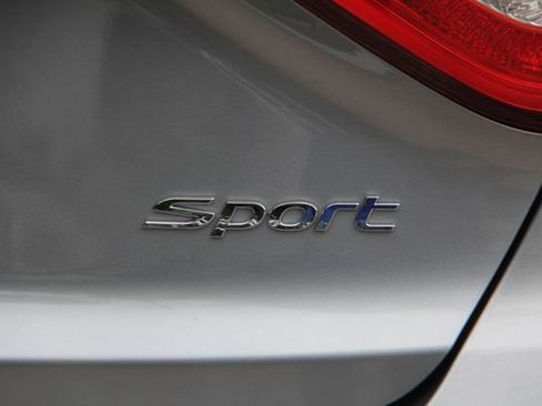 Used 2015 Hyundai Sonata Sport w/ Option Group 04 FWD image 9