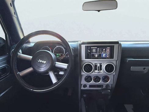 Used 2010 Jeep Wrangler Unlimited Sahara w/ Limited Group AWD/4WD image 12