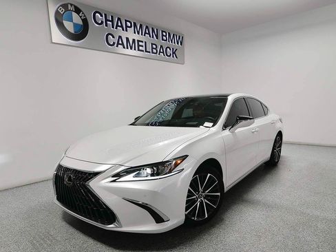 Used 2025 Lexus ES 350 w/ Premium Package FWD image 1